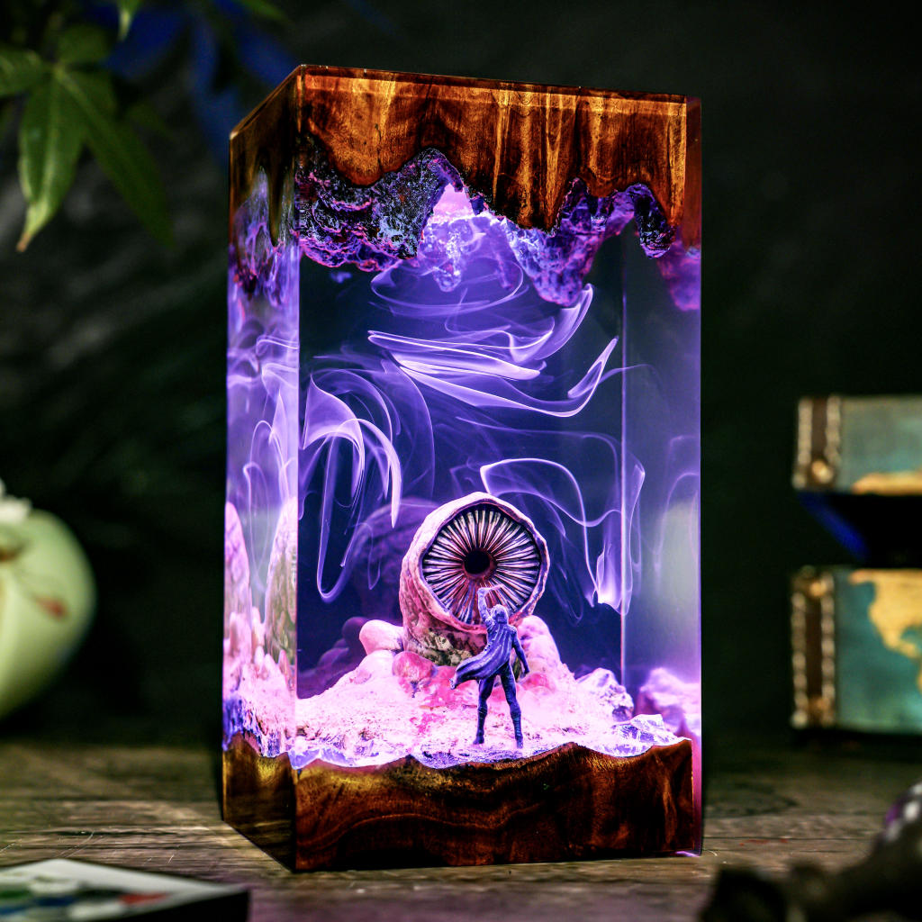 Sandworm Dune Night Light - Image 4