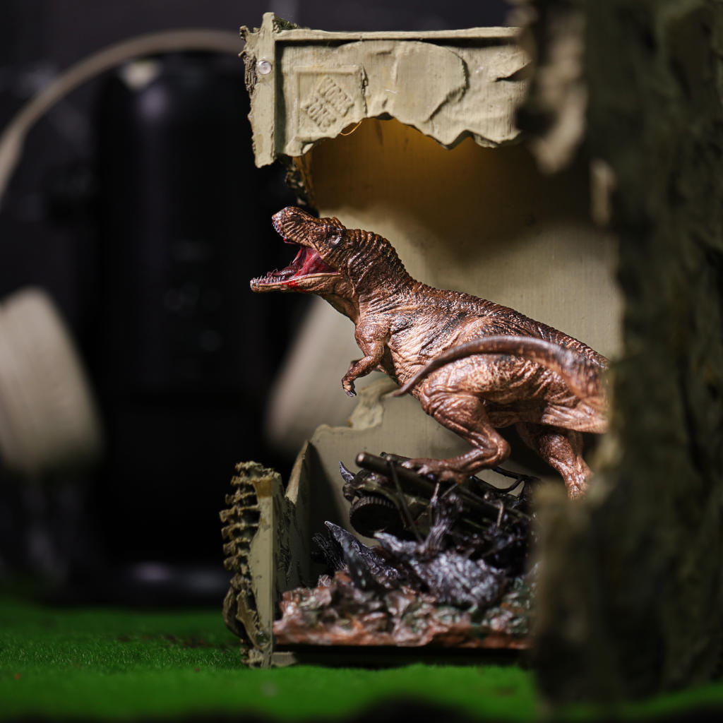 T-Rex Book Nook - Image 11