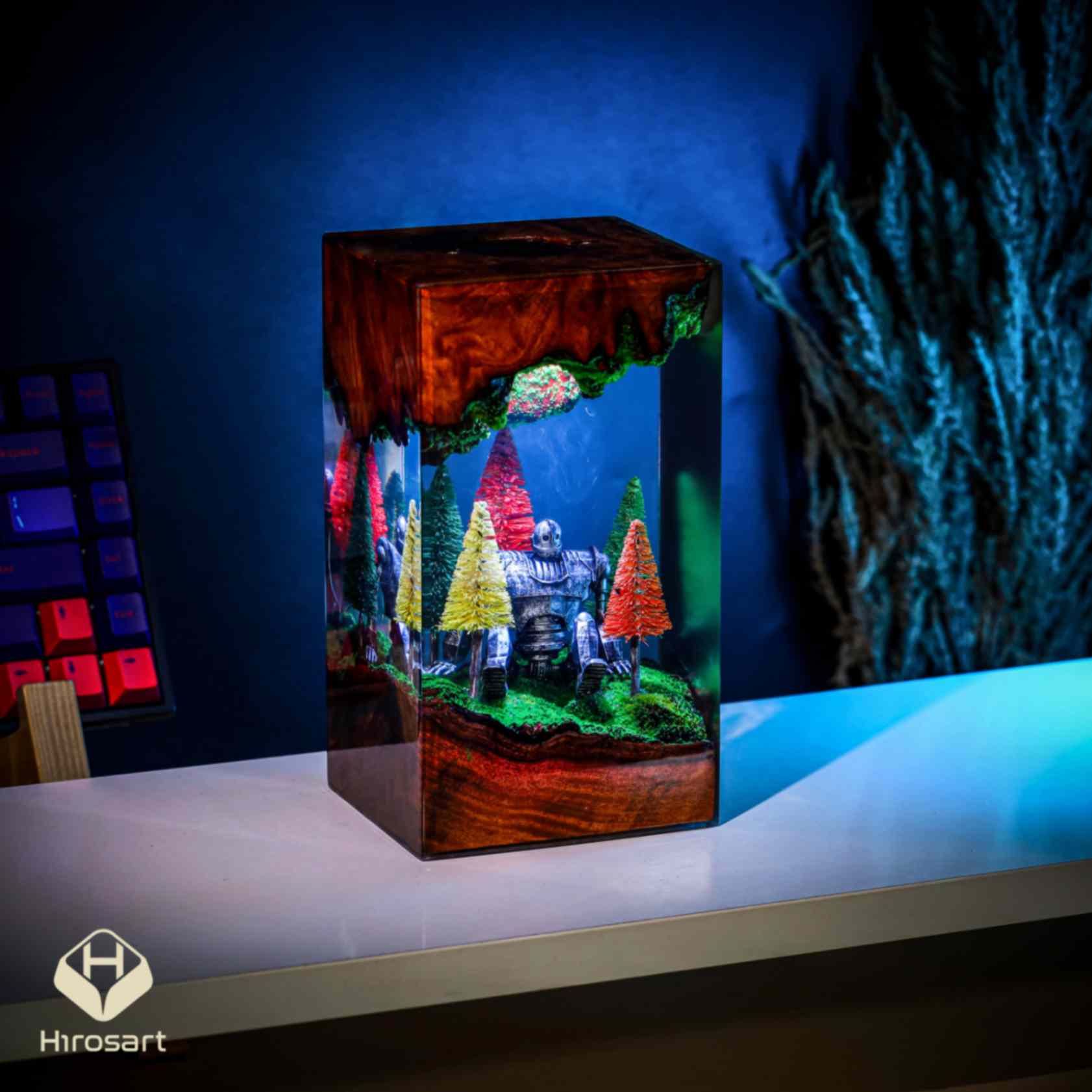 The Giant Iron Epoxy Night Light - Image 5