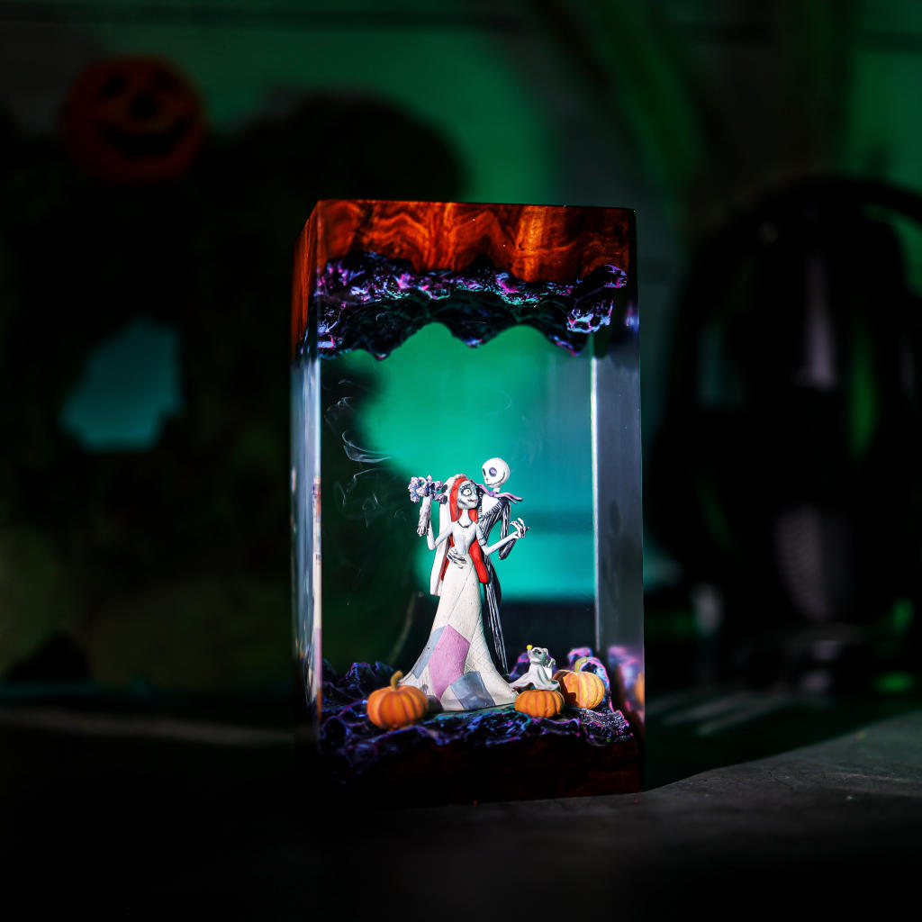 The Nightmare Before Christmas Lamp - Image 2