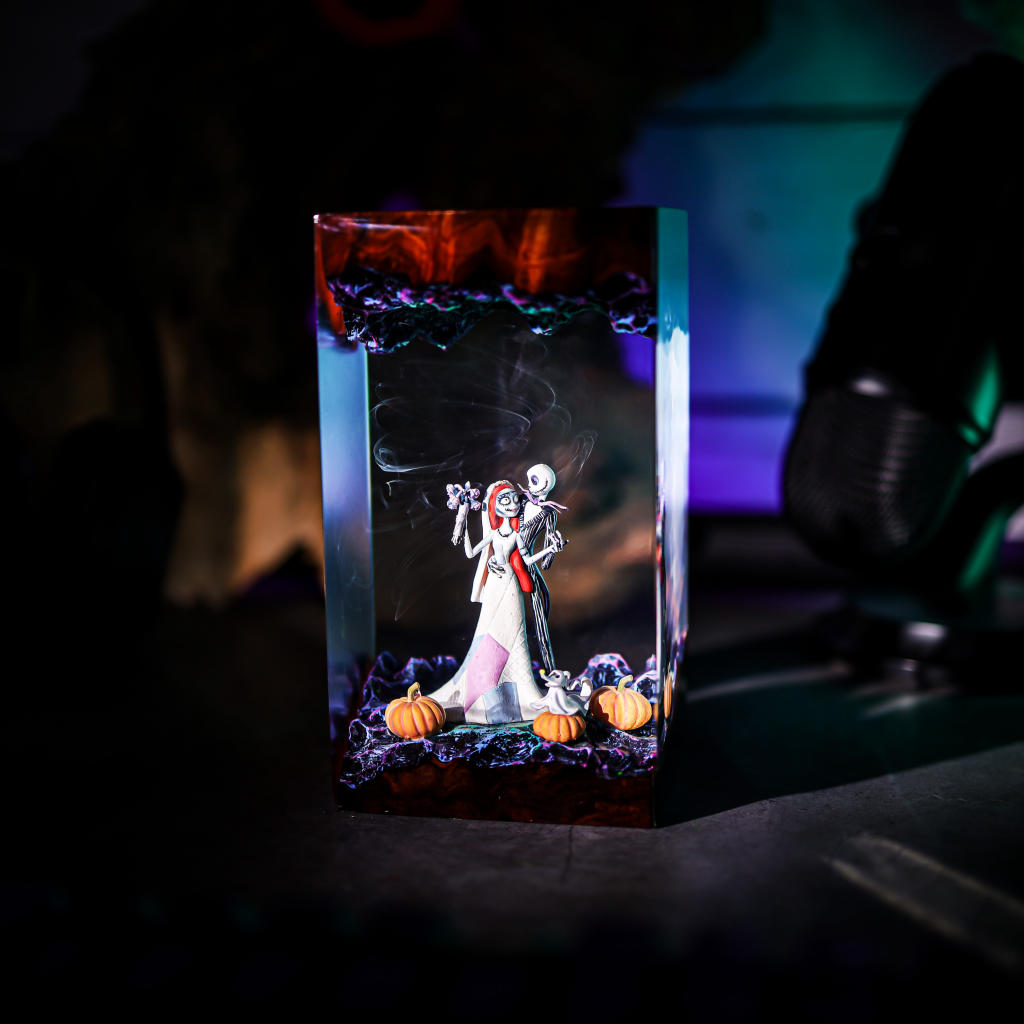 The Nightmare Before Christmas Lamp - Image 4