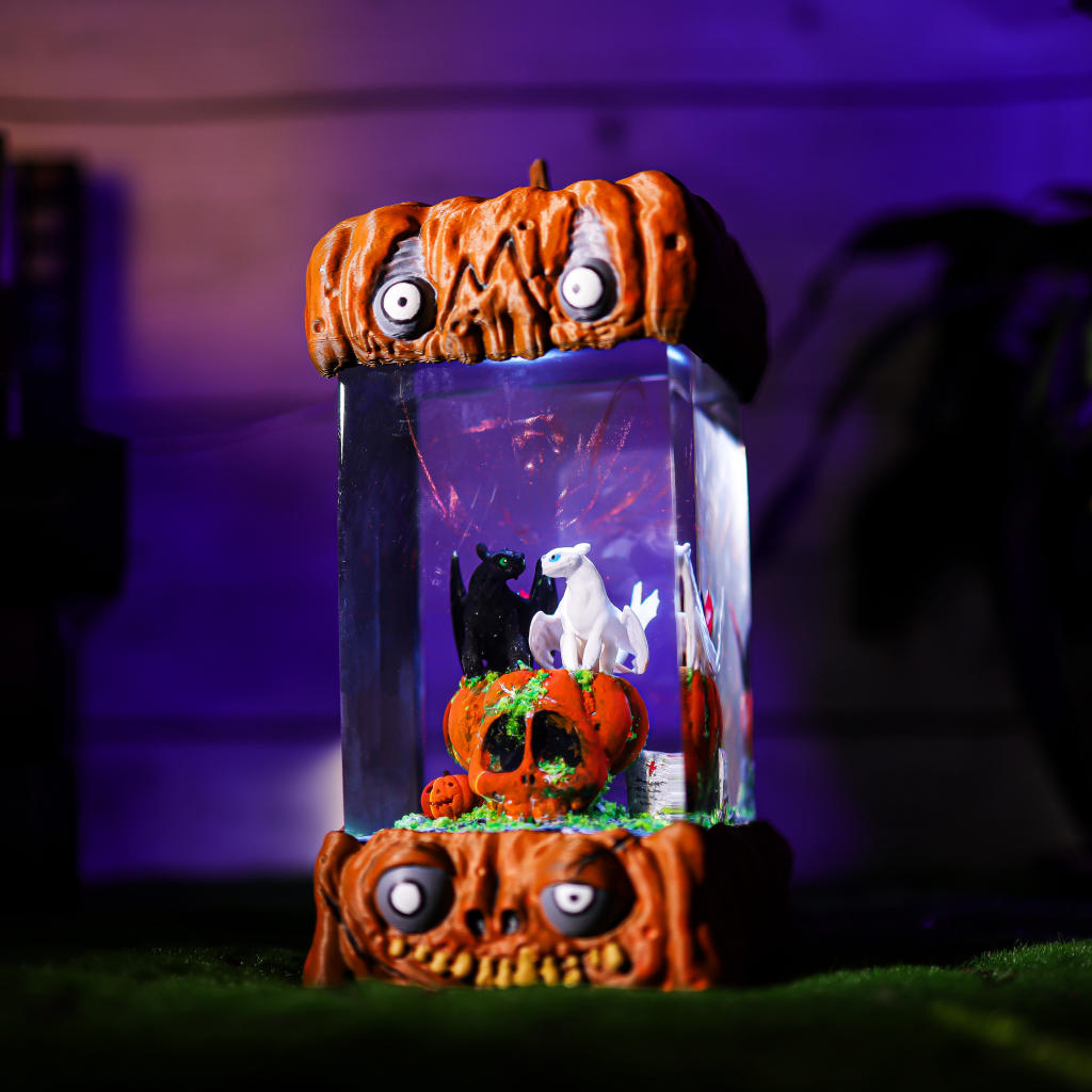 Toothless and Light Fury Halloween Lamp