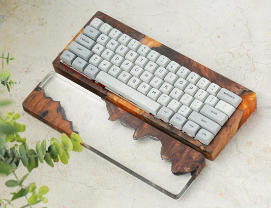Clear Resin and Wood wrist rest - Image 2