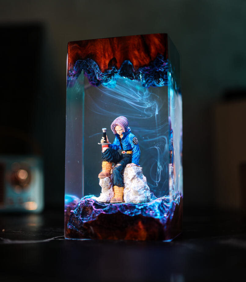 Lavender Warrior Resin Lamp - Image 8