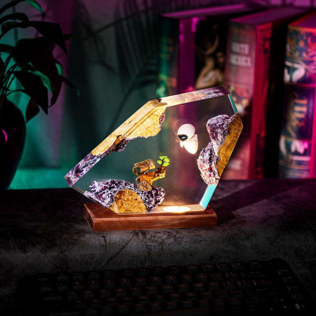 Wall-E and Eve Night Light Ver 2 - Image 5