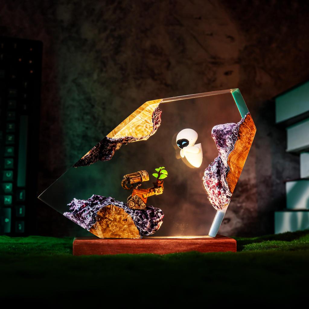 Wall-E and Eve Night Light Ver 2 - Image 8