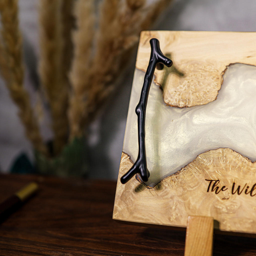 White Walnut Epoxy Resin Cheese Tray - Image 10