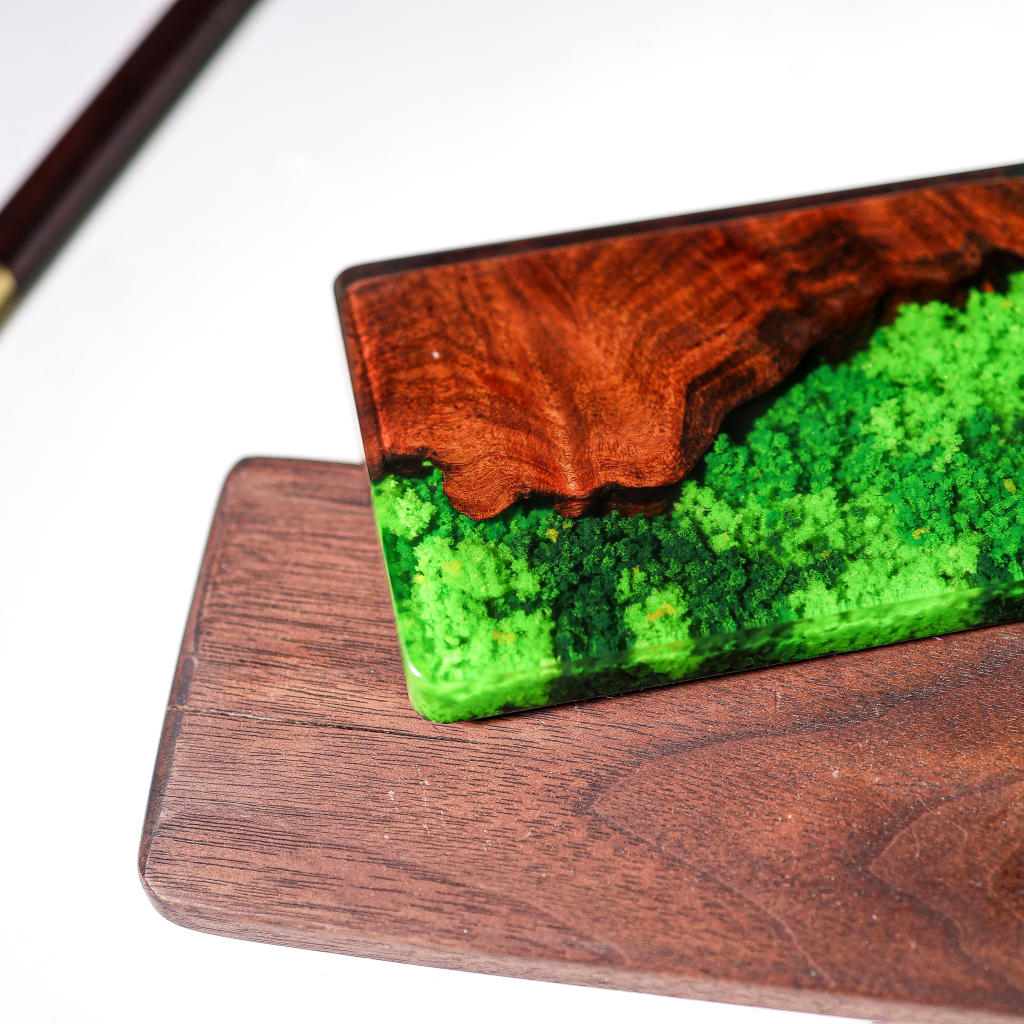 Zelda Hylian Shield and Master Sword Wrist Rest - Image 6