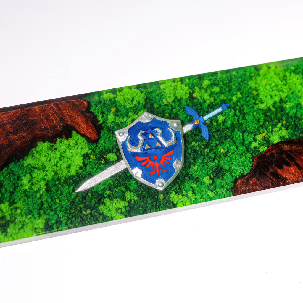 Zelda Hylian Shield and Master Sword Wrist Rest - Image 9
